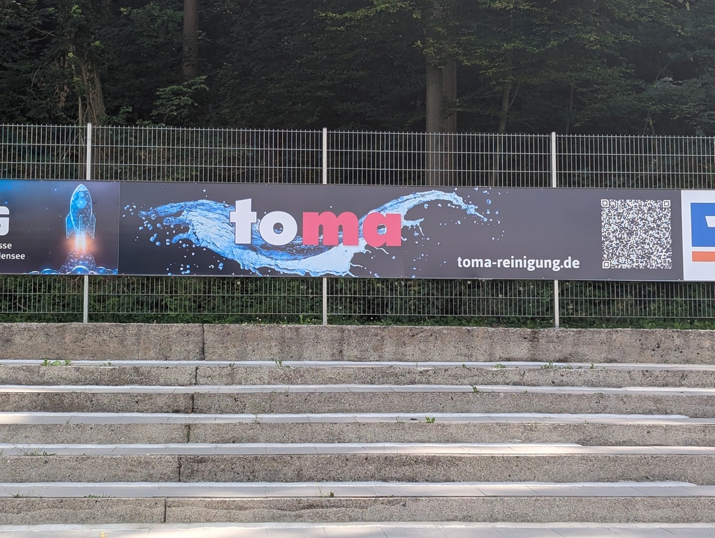 Bandenwerbung Toma